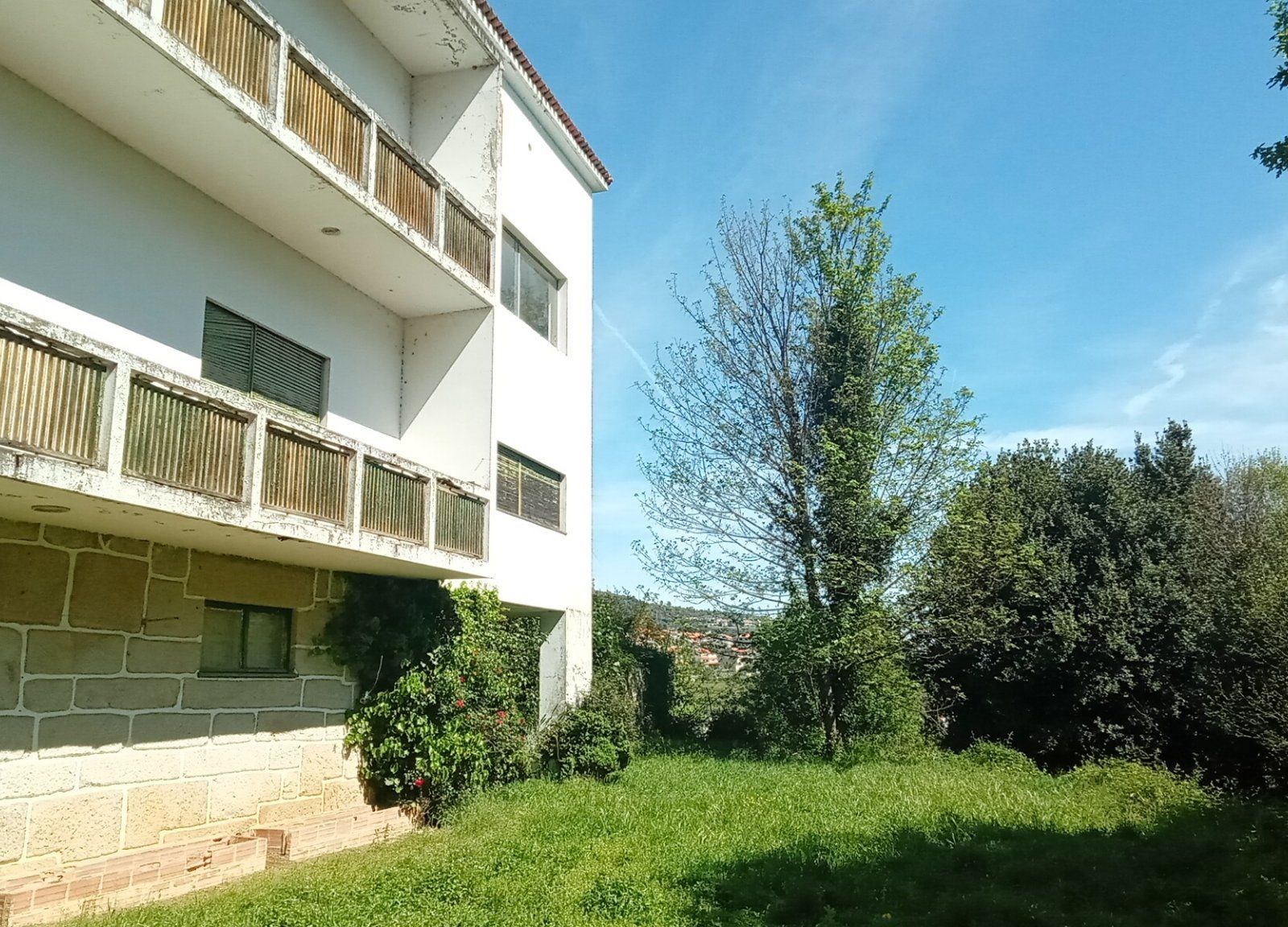 Terreno para Venda em Lamego: Grande Oportunidade de Investimento
